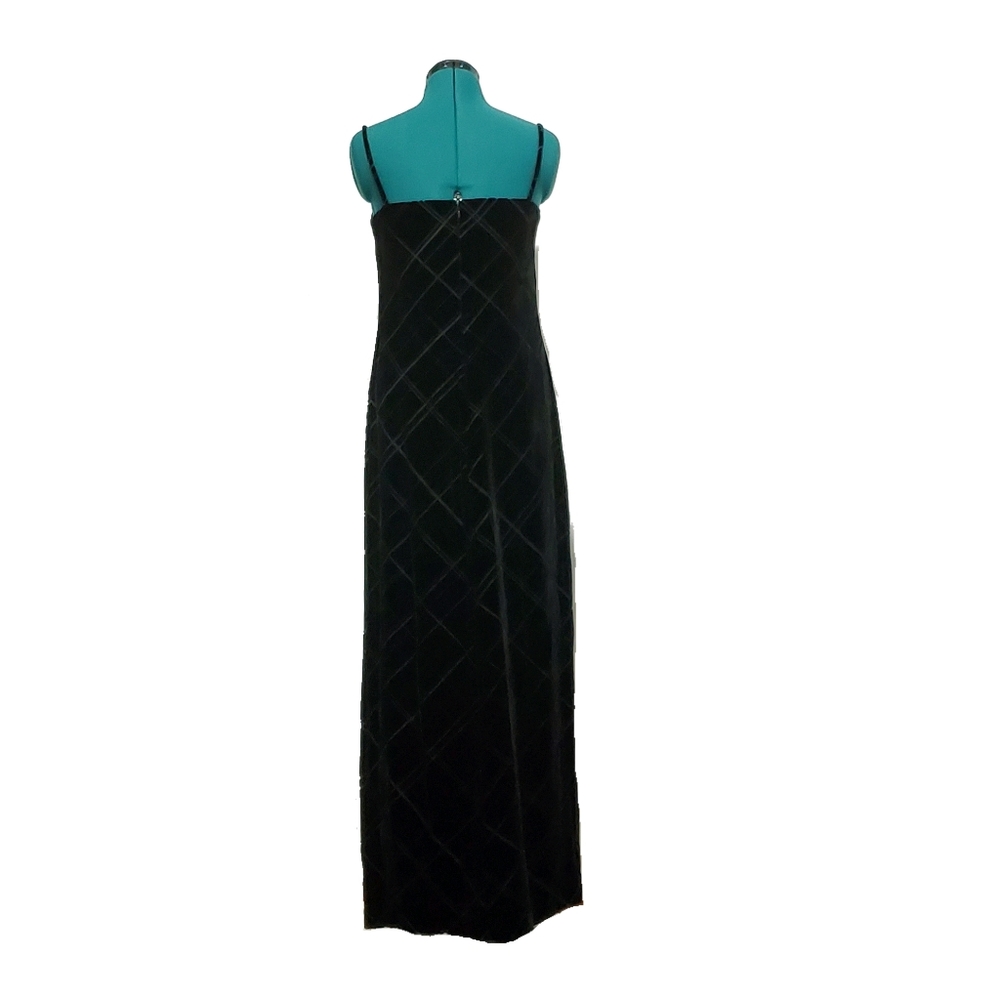 Maxi Black sleeveless Velvet evening gown - Picture 4 of 6